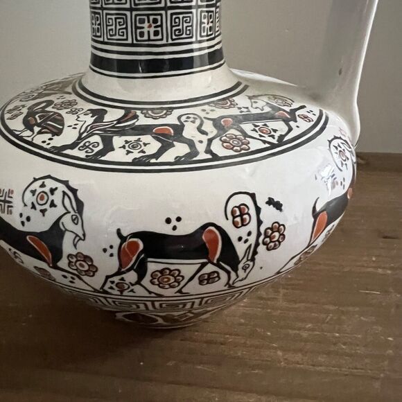 Greek pottery replica number 149, about 650 B.C, Louvre-museum  hand made - Picture 2 of 8